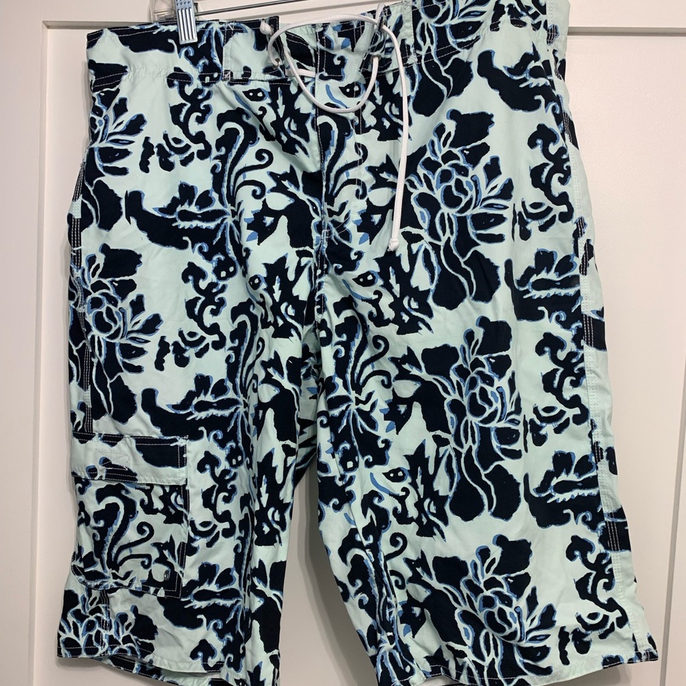 Roberta Roller Rabbit Men’s Board Short NWT